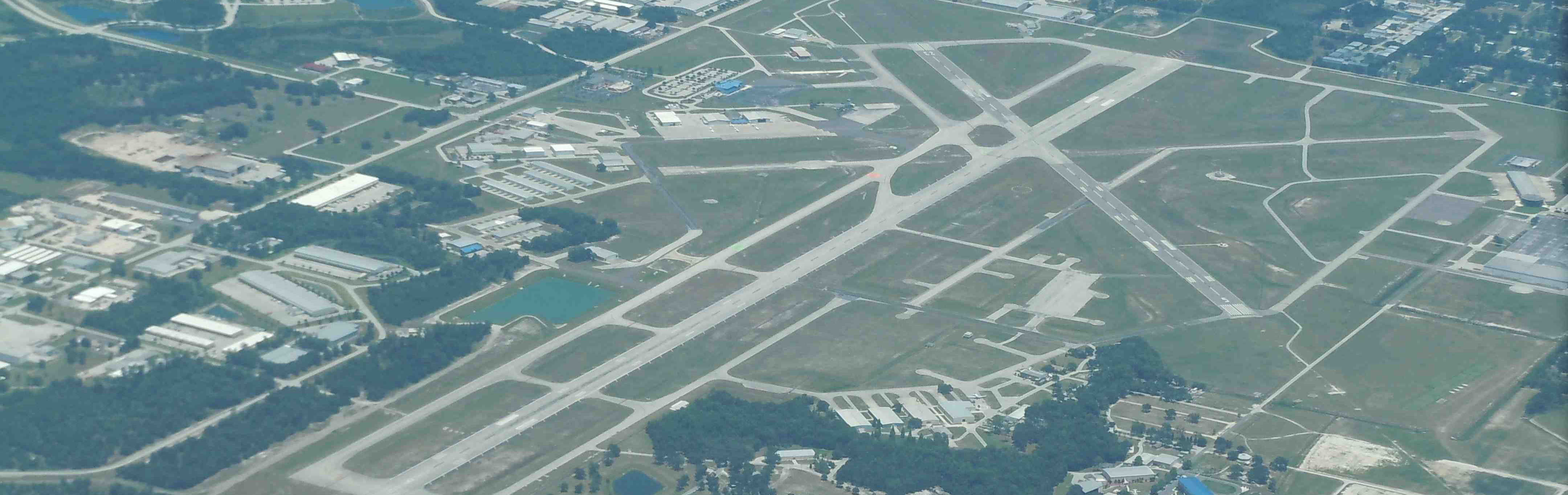 訓練空港近くの管制空港の写真です。